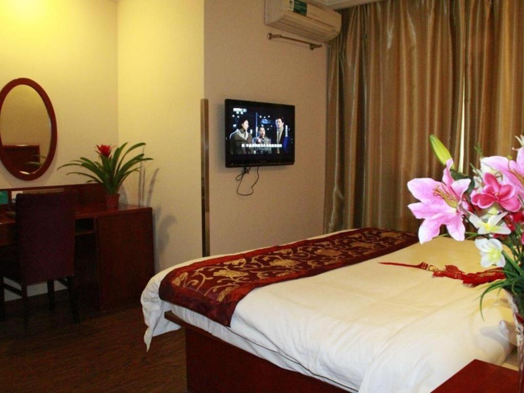 Greentree Inn Shanghai Guangxin Road Tongji Hospital Express Hotel Exterior foto
